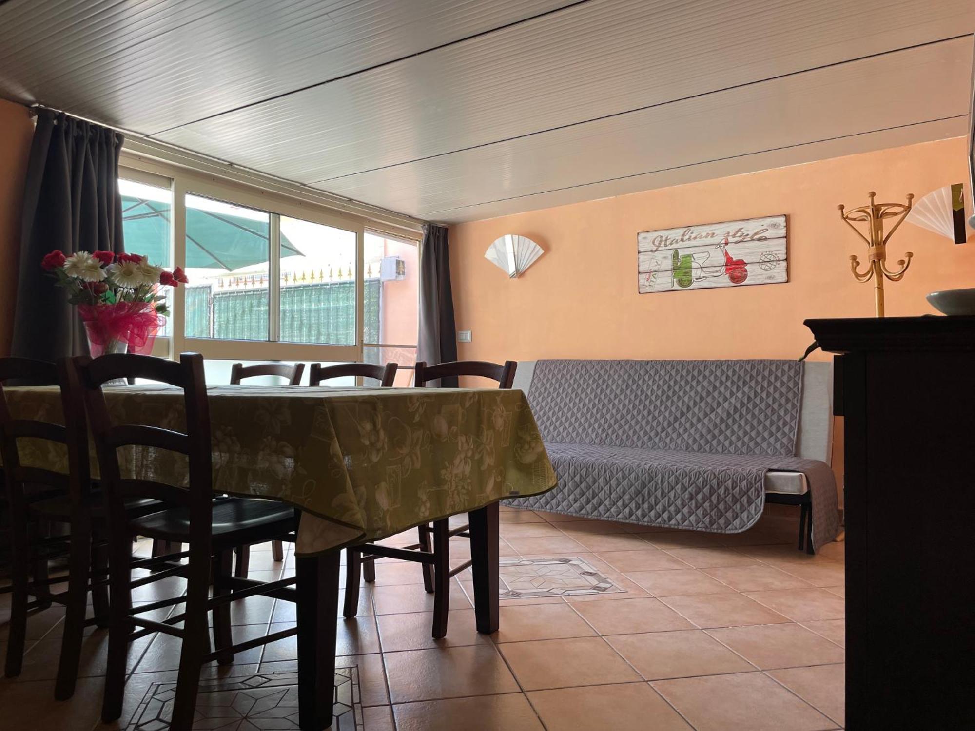 וילאפרנקה טירנה Residence Don Turi מראה חיצוני תמונה