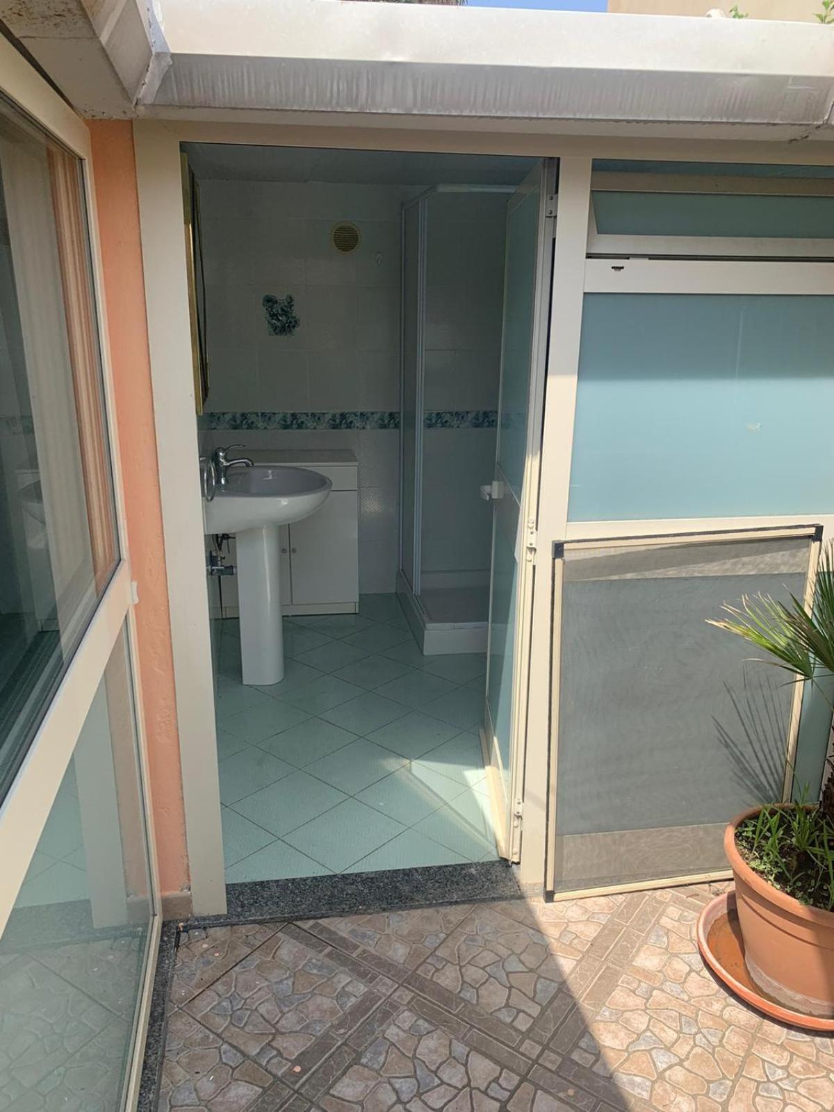 וילאפרנקה טירנה Residence Don Turi מראה חיצוני תמונה