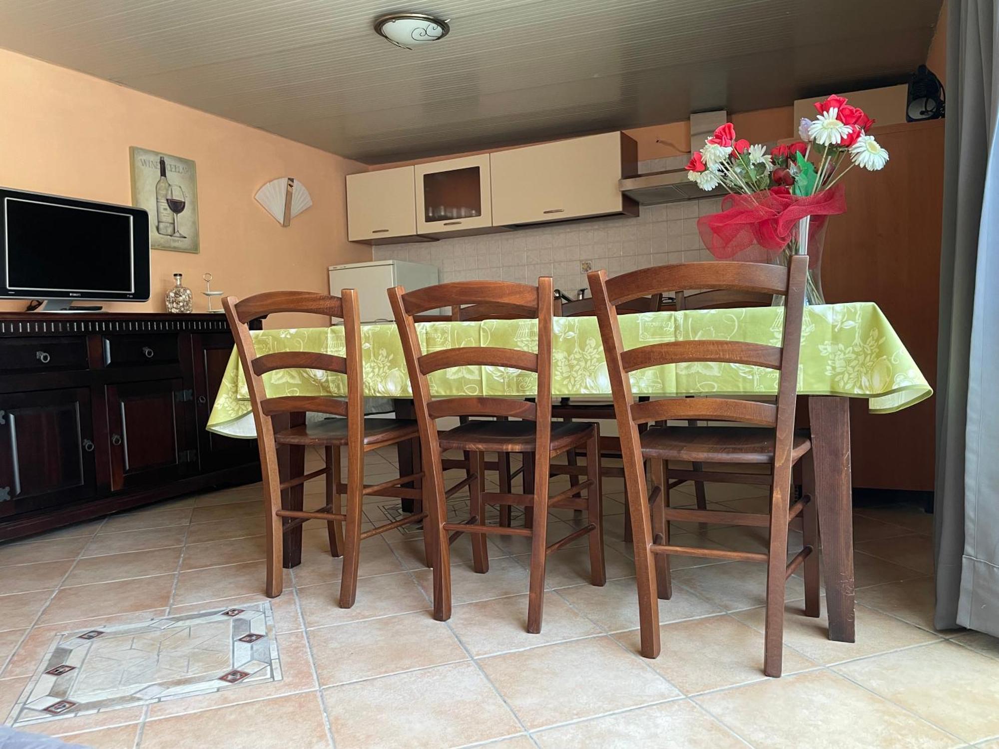 וילאפרנקה טירנה Residence Don Turi מראה חיצוני תמונה